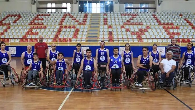 Pamukkale Belediyespor 2. sırada