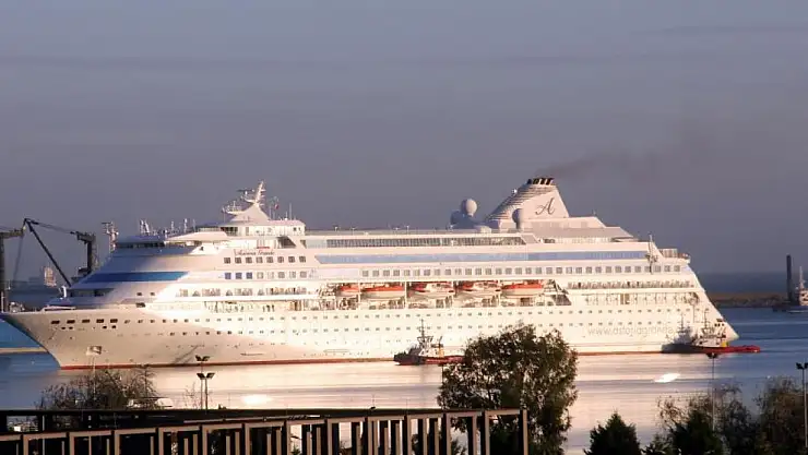 Rus kruvaziyer gemi 2 ayda 4. kez Samsun'a geldi