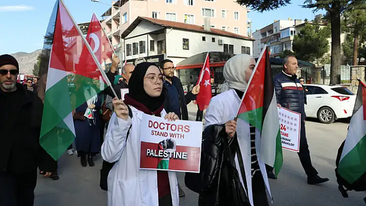 Sağlık Çalışanlarından Gazze Yürüyüşü