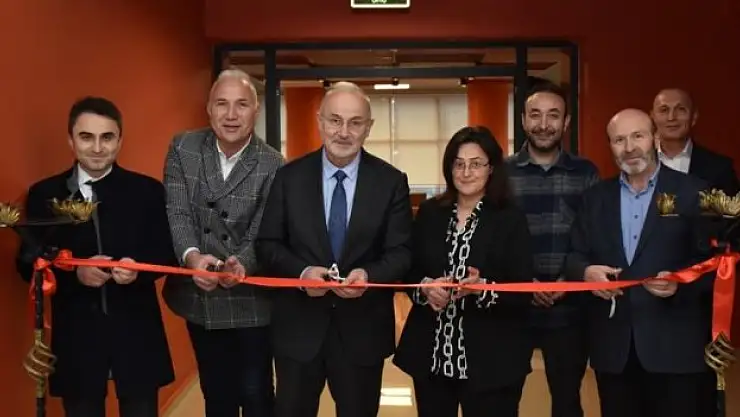 Fitness salonları hizmete açıldı