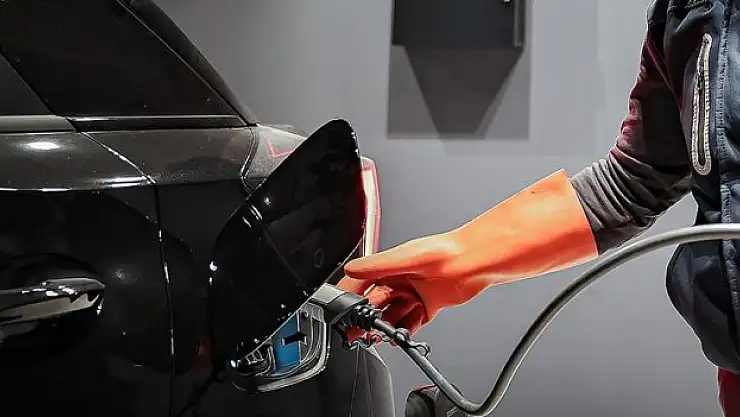 Elektrikli araç kazalarına müdahale için özel eğitimler verilecek