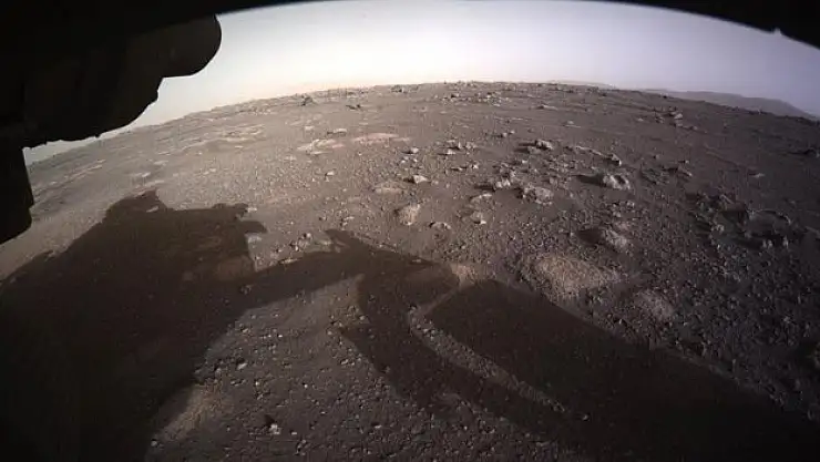 Mars'ta göl mü var?