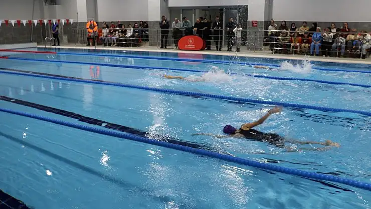 'Yüzme Bilmeyen Kalmasın'