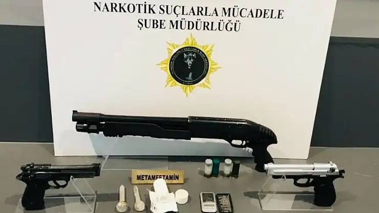 Narkotik uygulamasında 23 kişi yakalandı