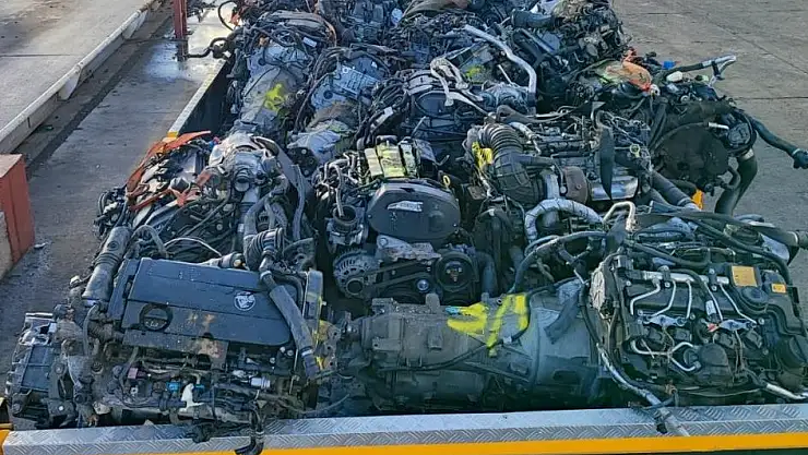 27 adet çeşitli araç motoru ele geçirildi