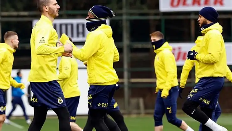 FB UEFA Avrupa Konferans Ligi kadrosunu güncelledi