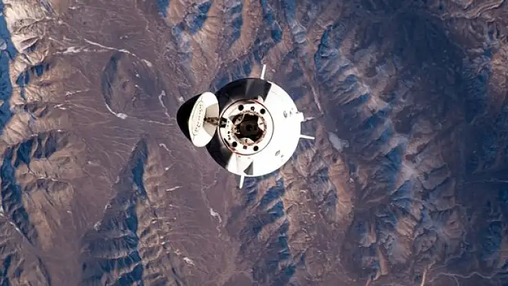 Türkiye'nin ilk astronotu Gezeravcı'nın dönüş yolculuğu başladı