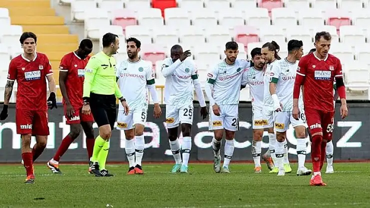 Konyaspor Ziraat Türkiye Kupası'nda çeyrek finale yükseldi