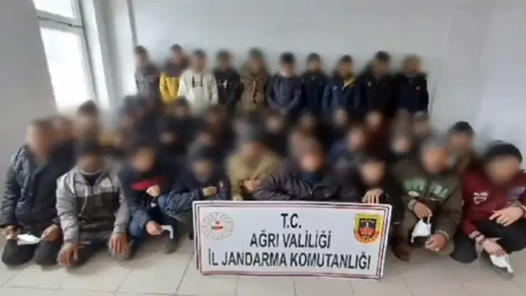123 GÖÇMEN KAÇAKÇILIĞI ORGANİZATÖRÜ YAKALANDI