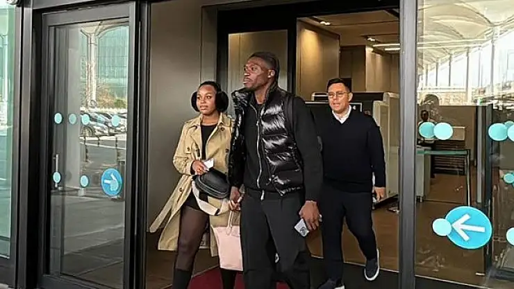 GS tarihindeki 201. yabancı futbolcu oldu