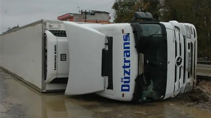 Yol çalışma alanında trafik kazası: 1 YARALI