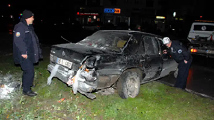 Cenazeye Giden Minübüs Kaza Yaptı: 3 Yaralı