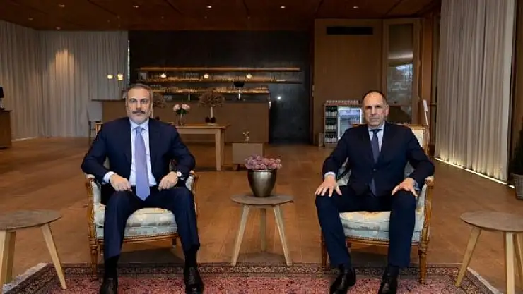 Dışişleri Bakanı Fidan, Yunan mevkidaşı Gerapetritis ile bir araya geldi