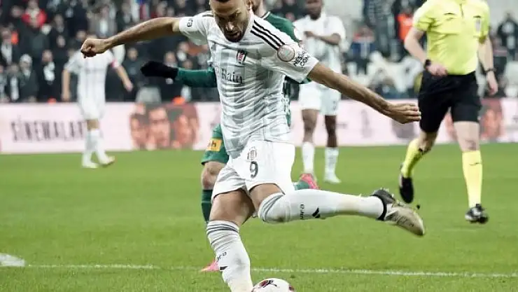 Uzun aradan sonra gol attı