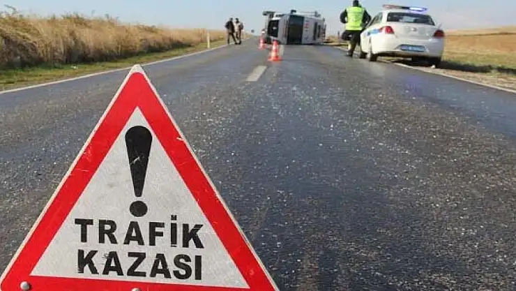Trafik Kazasında  1 kişi öldü, 1 kişi yaralandı