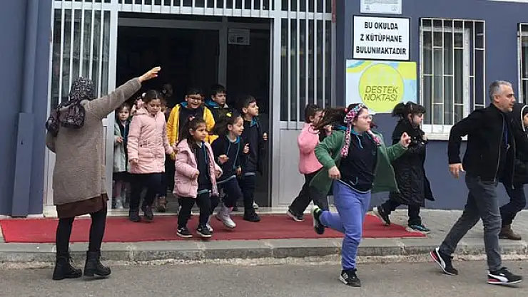 OKULDA TAHLİYE TATBİKATI