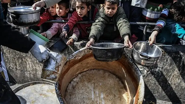 'Açlık' Gazze'de 16 çocuğu öldürdü