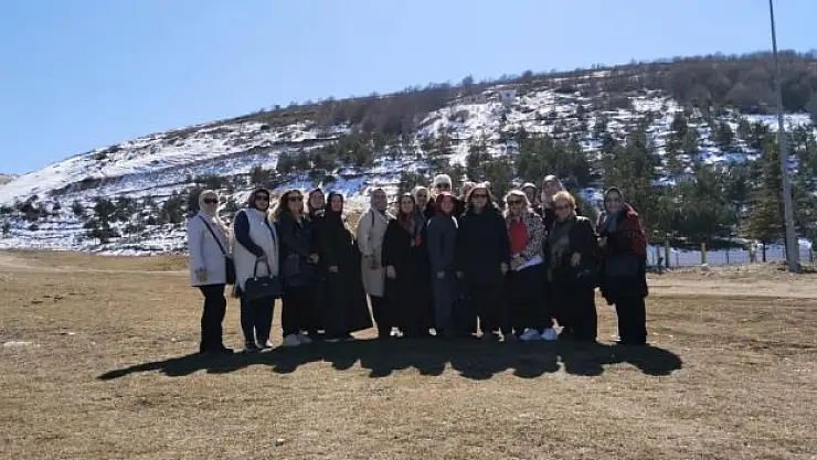 Kadın Kursiyerler Akdağ'da