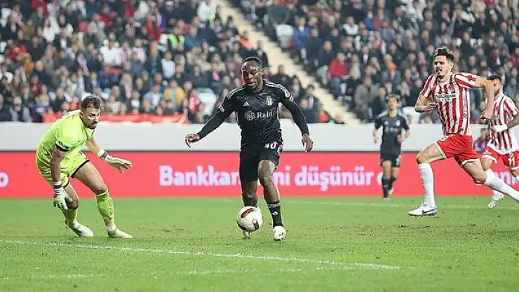 Beşiktaş, Süper Lig'de yarın Antalyaspor'u konuk edecek
