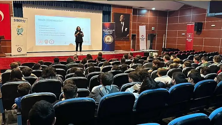 Polisten 'siber güvenlik' semineri