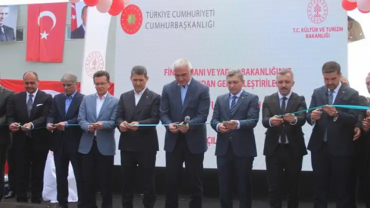 Bakan Ersoy Açılış Törenine Katıldı