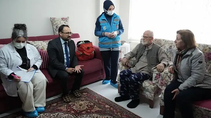 9 ayda bin hastaya evde sağlık hizmeti