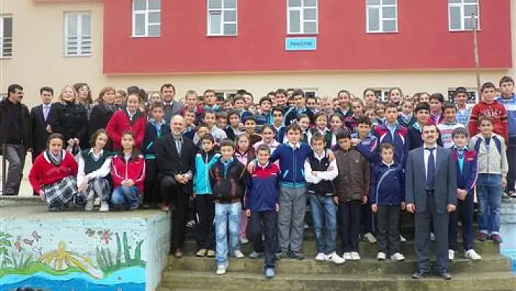 TEMA VAKFINDAN GÜLÖREN'DE ÇEVRE SEMİNERİ