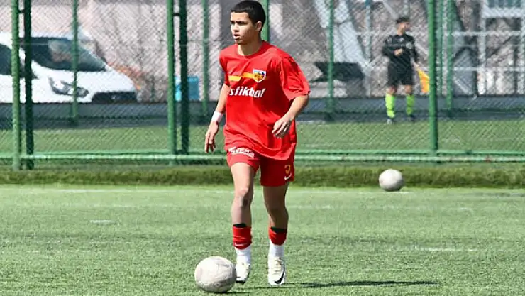 Aras Çelik'e milli davet