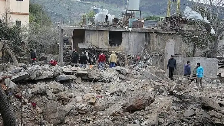 İsrail'in Lübnan'a yönelik hava saldırısında 7 kişi hayatını kaybetti