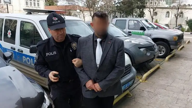 Hastanede müdüre bıçak çeken personel gözaltına alındı