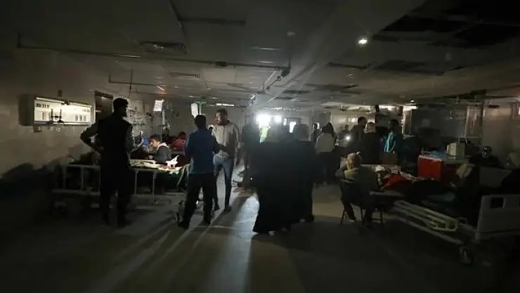 Şifa Hastanesi'ne düzenlenen baskında yaklaşık 200 Filistinli hayatını kaybetti