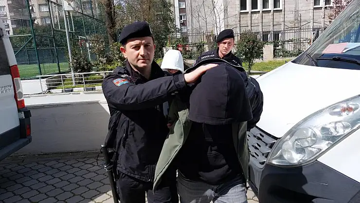 Uyuşturucu ticaretinden 2 kişi adliyede