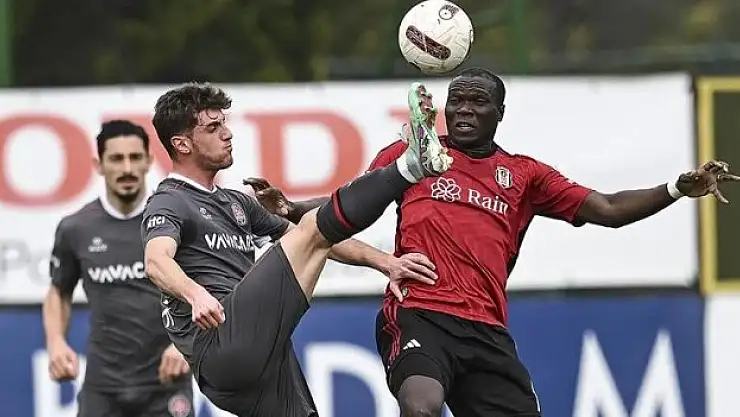 Beşiktaş hazırlık maçında Fatih Karagümrük ile berabere kaldı