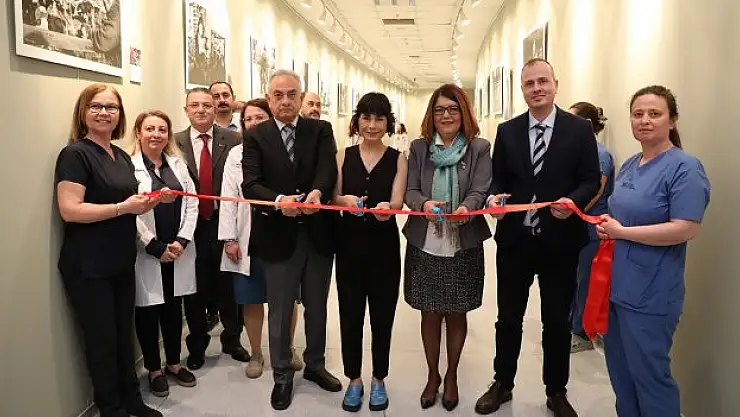 'Hayata Dokun' sergisi açıldı