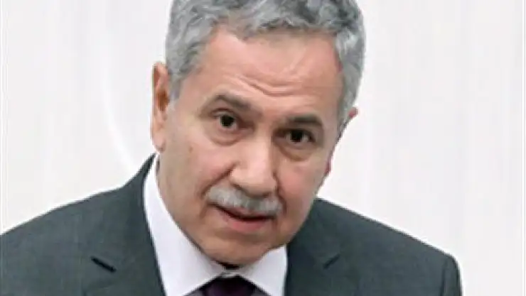 Arınç,'Erdoğan Cumhurbaşkanlığını hak ediyor'