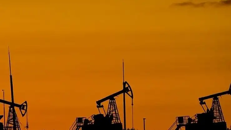 Brent petrolün varil fiyatı 89,36 dolar