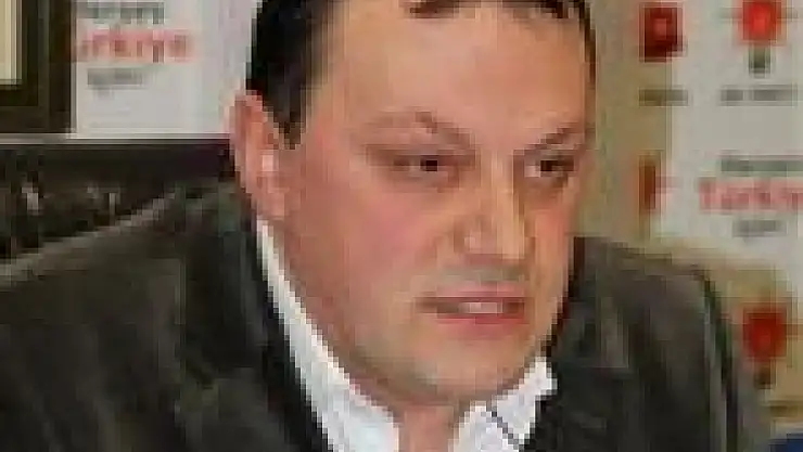 Emra Ayaz adaylığını açıkladı