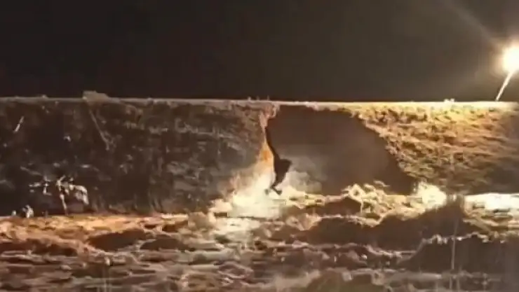 2 bin 400'den fazla ev sular altında