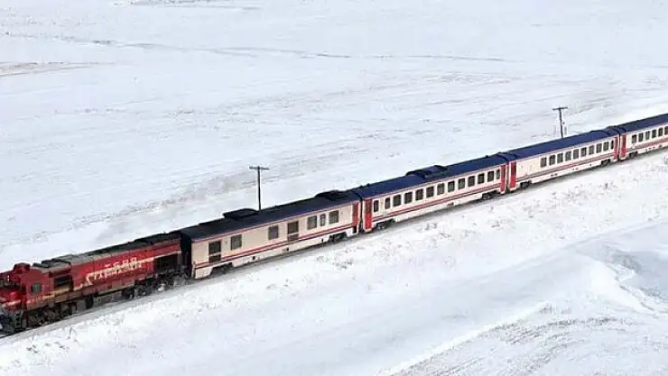 35 bini aşkın yolcu