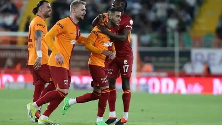 Galatasaray, Alanyaspor deplasmanında sonradan açıldı