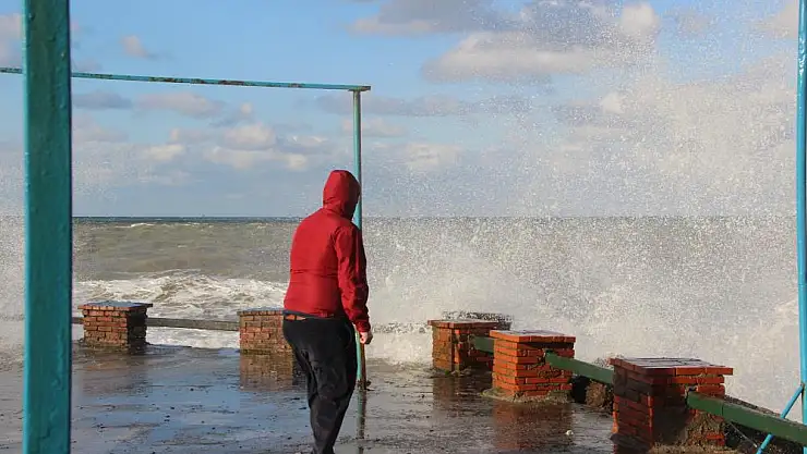 Batı Karadeniz'de fırtına uyarısı