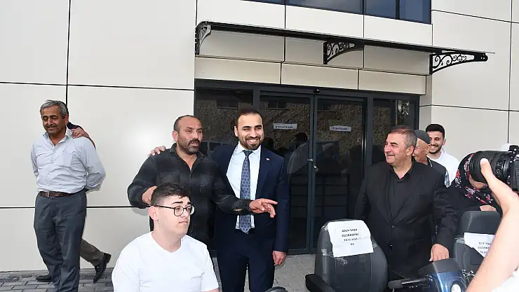 Vezirköprü Öğretmenevi yeni binasına taşındı