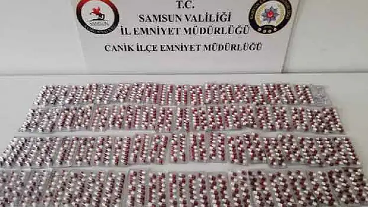 1050 adet sentetik ecza ele geçirdi