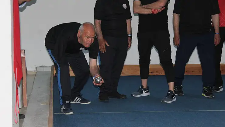 Bocce sporunun ihtiyar delikanlıları
