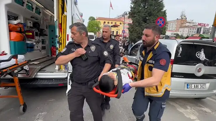 Motokurye çocuğa çarptı