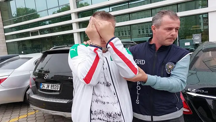 Aracında kaçak 3 Afgan yakalanan şahıs tutuklandı