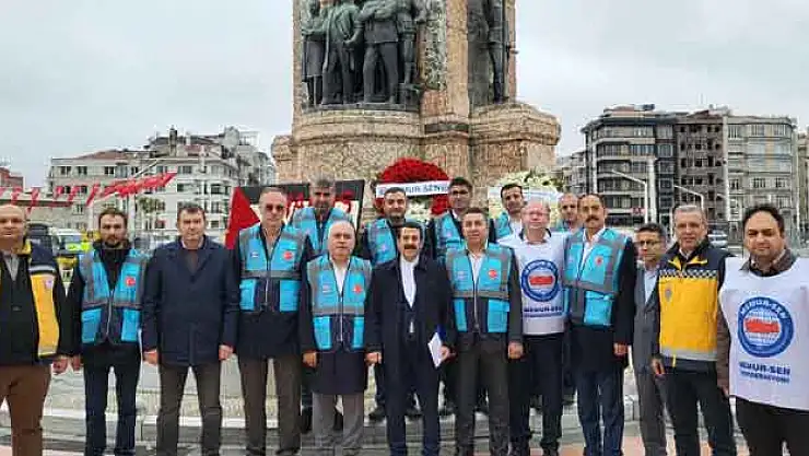 Memur-Sen çelenk bıraktı