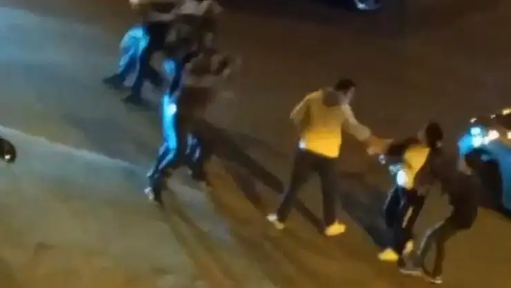 İstanbul sokaklarında kavga