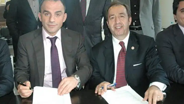 Öztürk yoksul insanları ekonomiye katacak