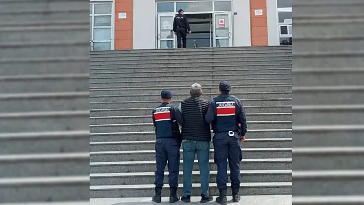 10 yıl 10 ay hapis cezası bulunan firari  yakalandı